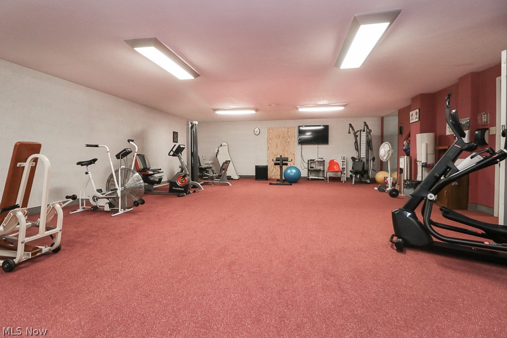 Silver Lake Towers - Residential