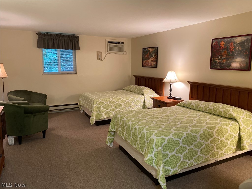 Silver Lake Towers - Residential