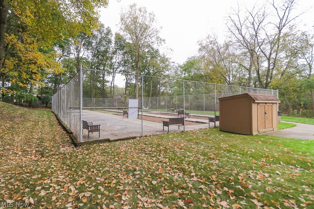 Silver Lake Towers - Residential