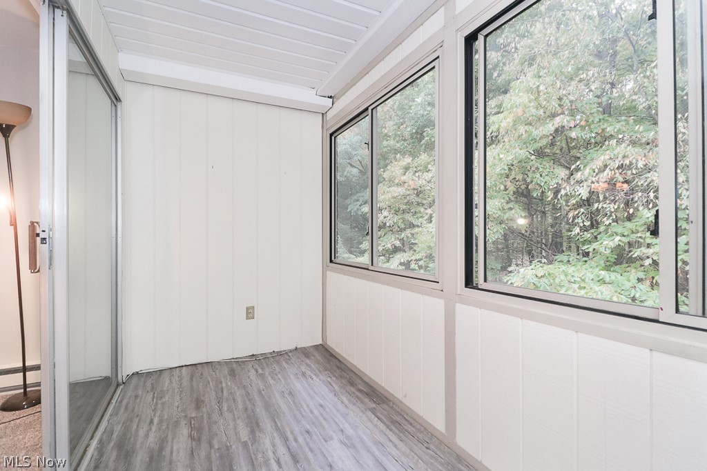 Silver Lake Towers - Residential