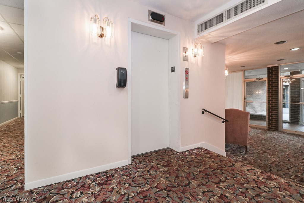 Silver Lake Towers - Residential