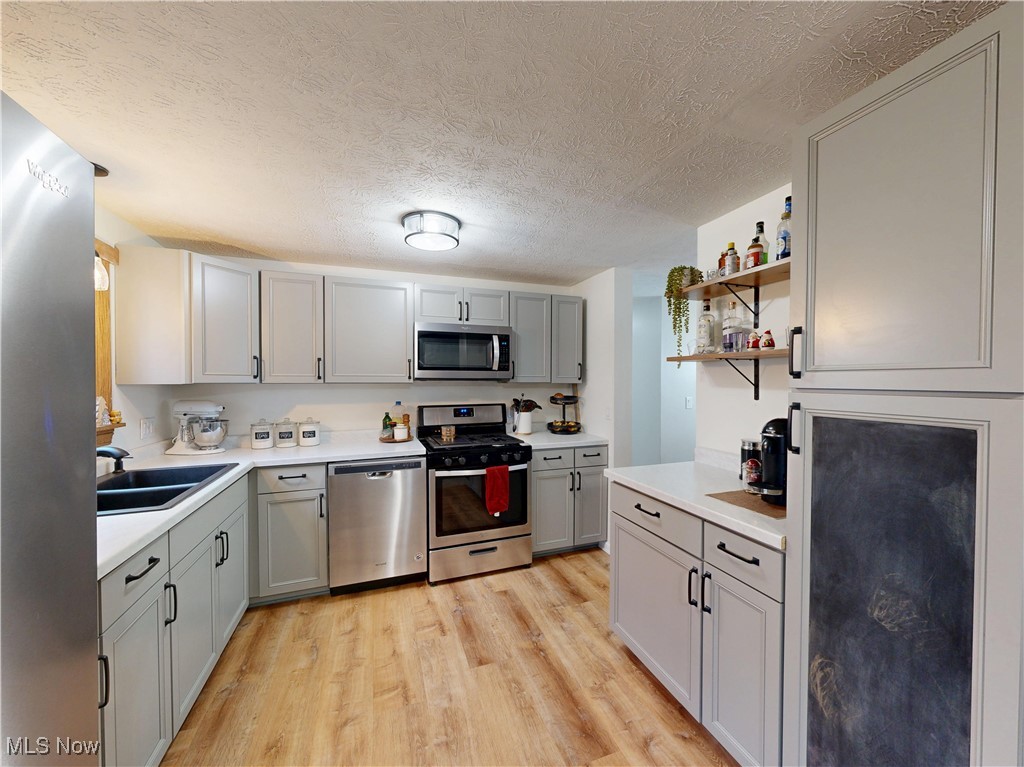 Fairlane Estate - Residential