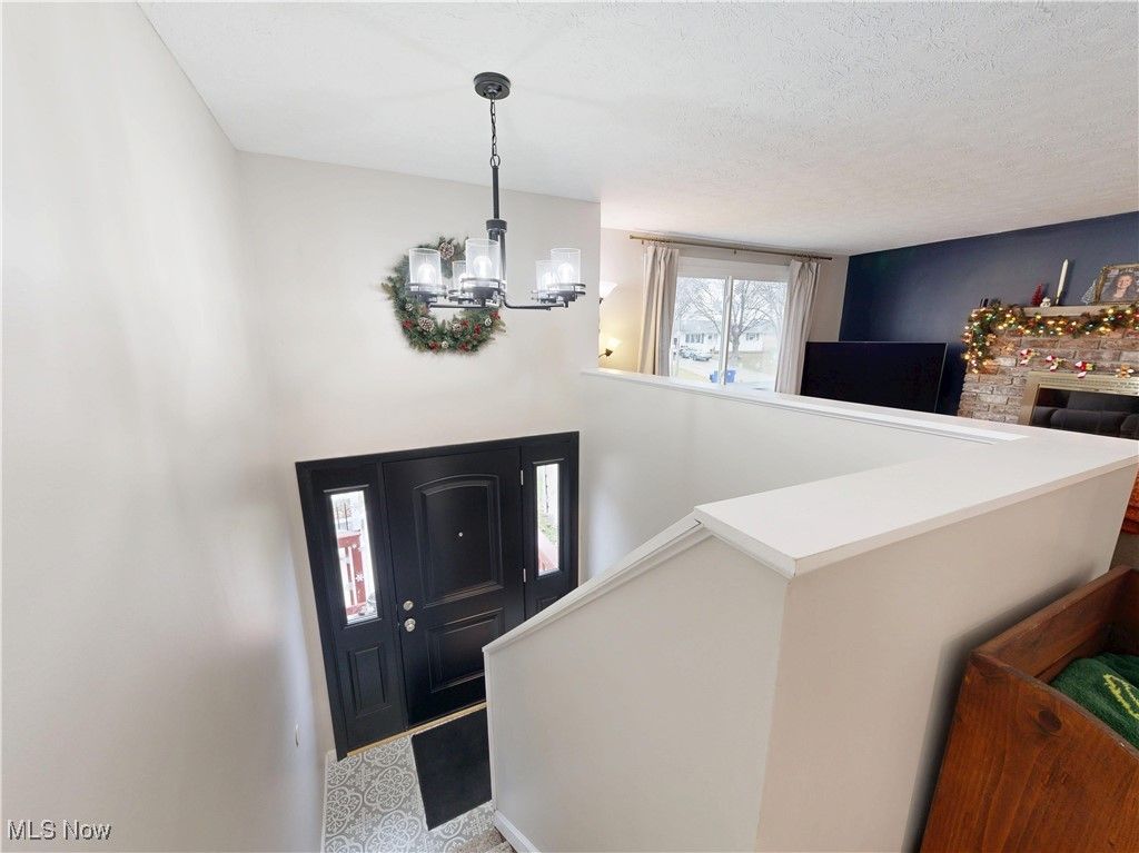 Photo of 1545 Whitehall Drive, Mogadore, OH 44260 (MLS # 5178795)