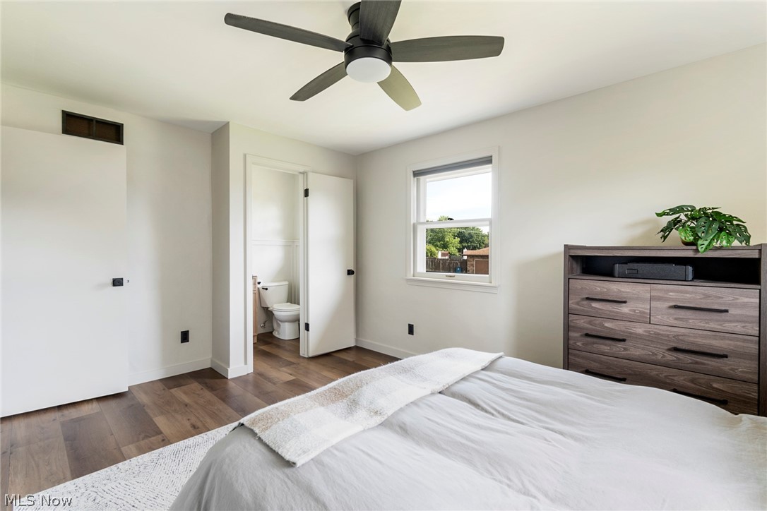 Hamilton Lake Manor 02 - Residential