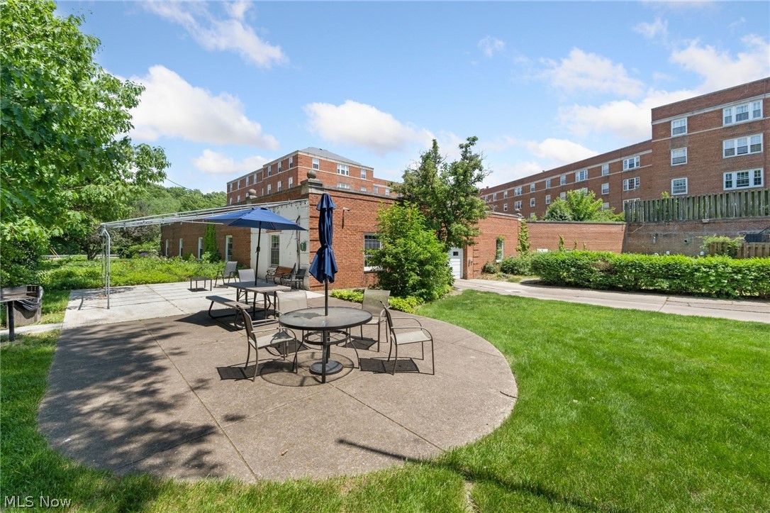 South Park Manor Condos - Residential