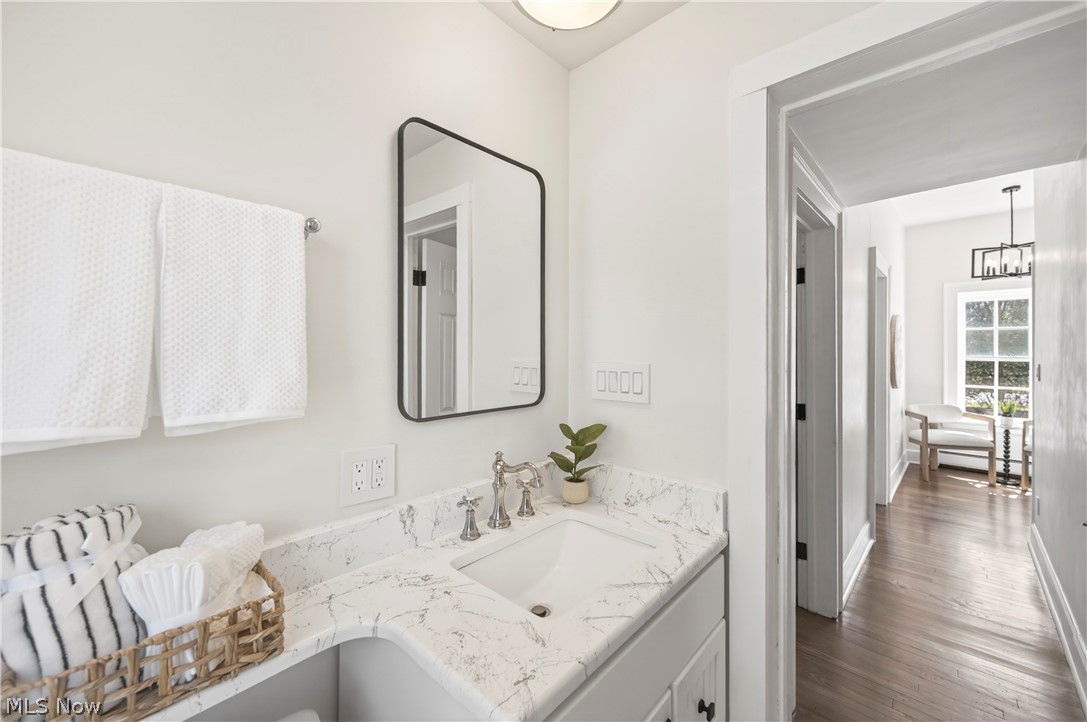 Russell 02 - Residential