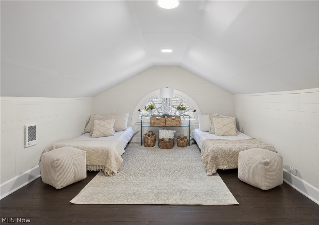 Russell 02 - Residential