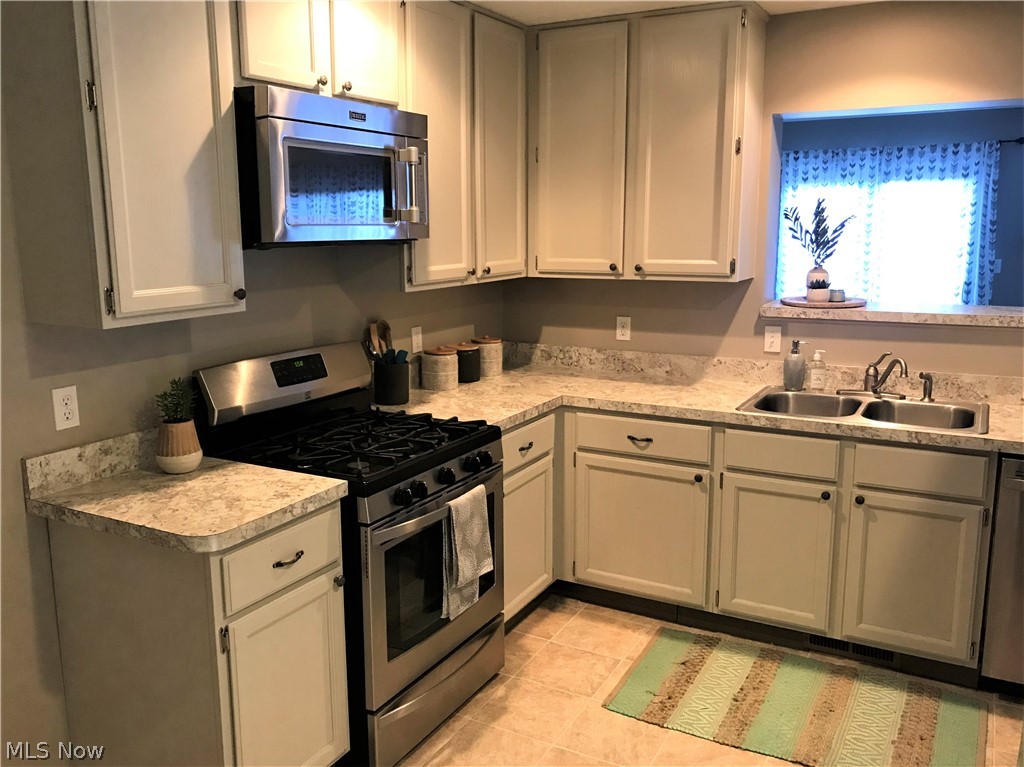 Canal Park Condo - Residential