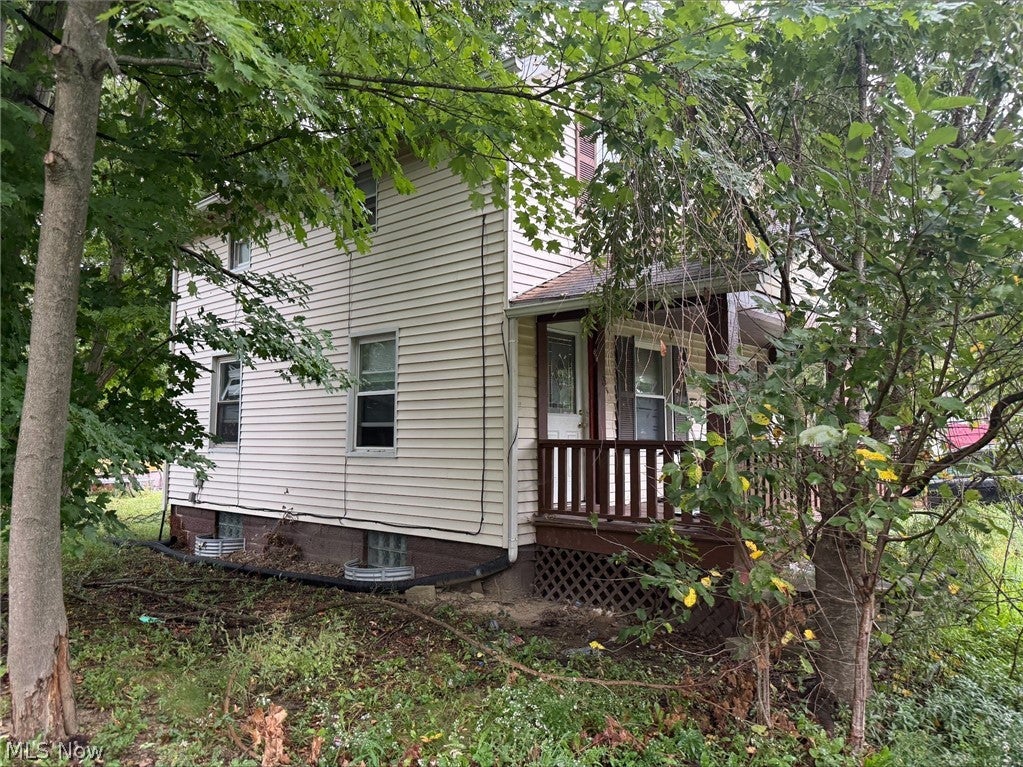 1033 Fairfield Road