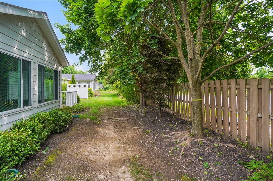 7193 Windsor Lane, Mentor, Ohio image 36