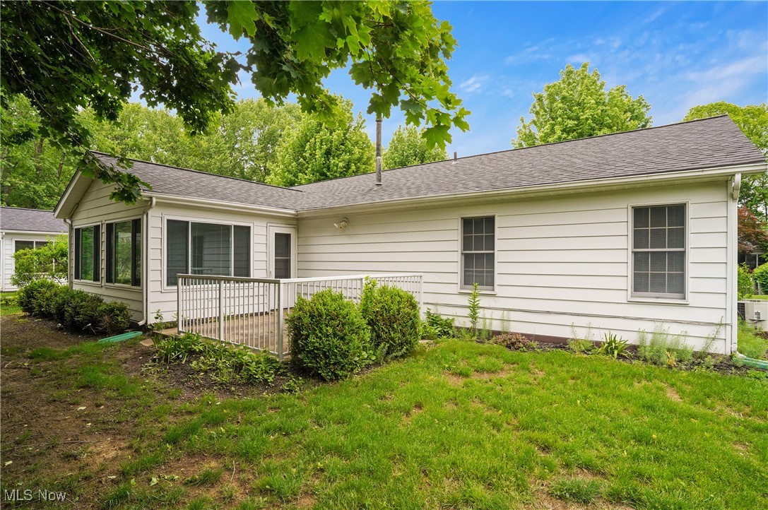 7193 Windsor Lane, Mentor, Ohio image 31