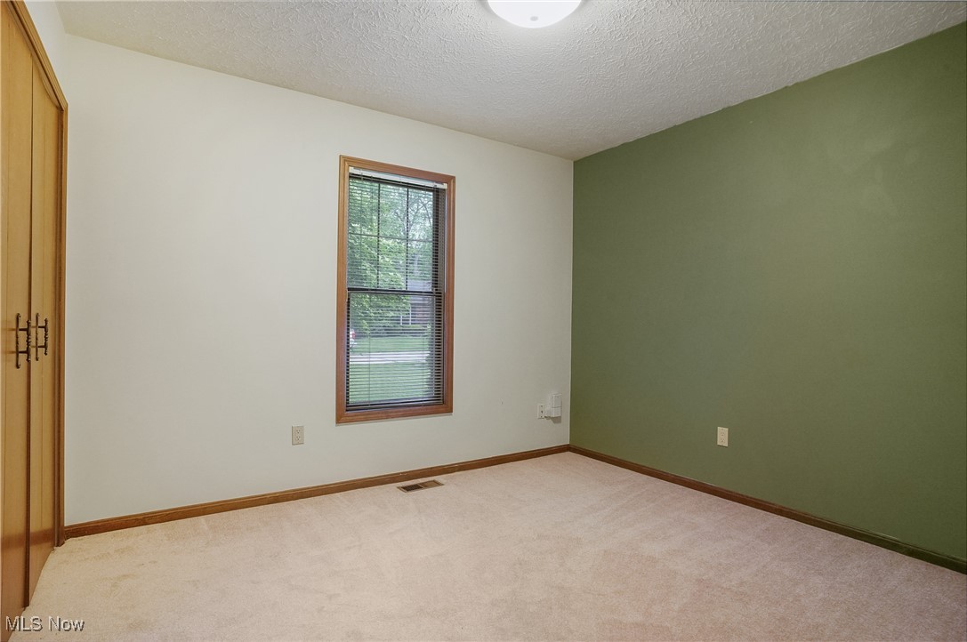 7193 Windsor Lane, Mentor, Ohio image 24