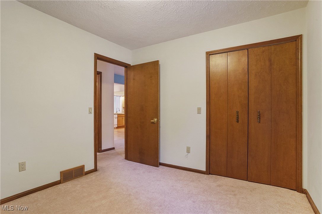 7193 Windsor Lane, Mentor, Ohio image 25