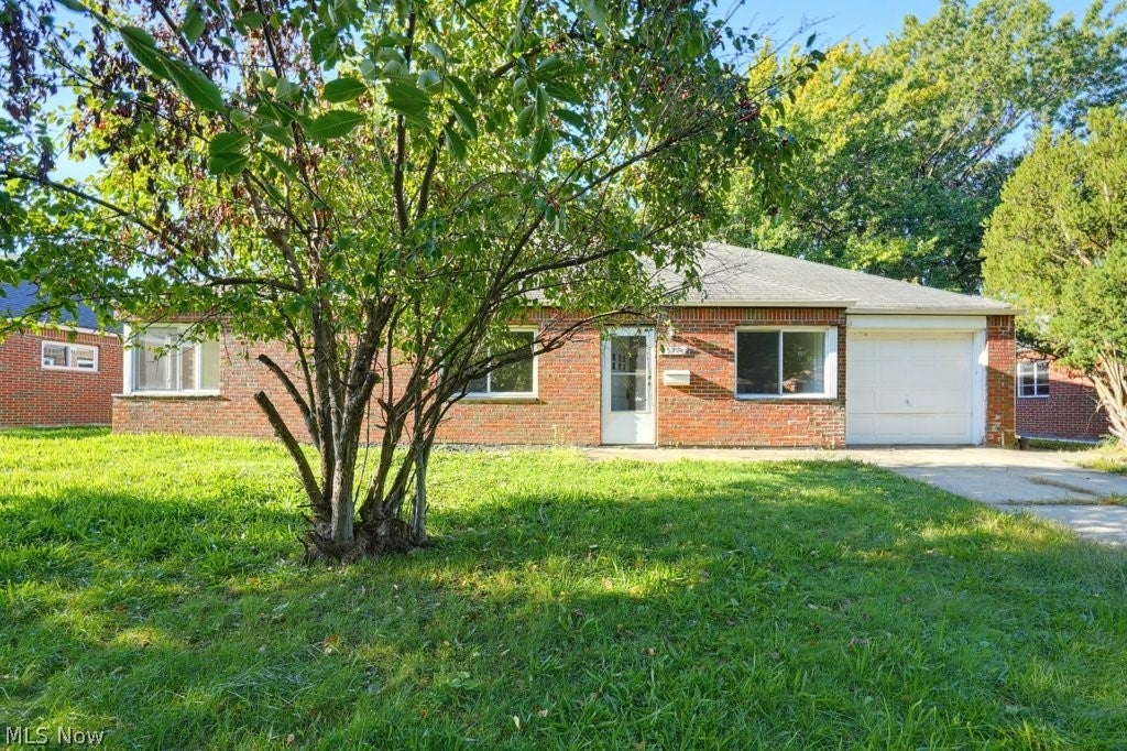 572 Hemlock Drive