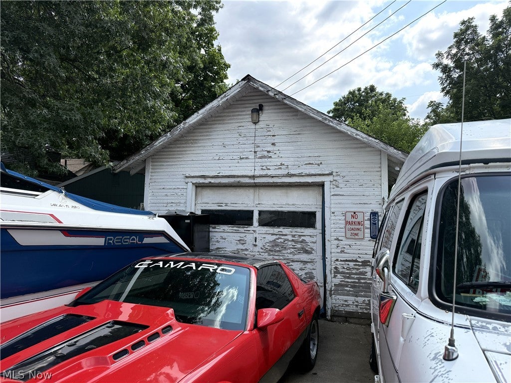 812 Clarendon Avenue NW