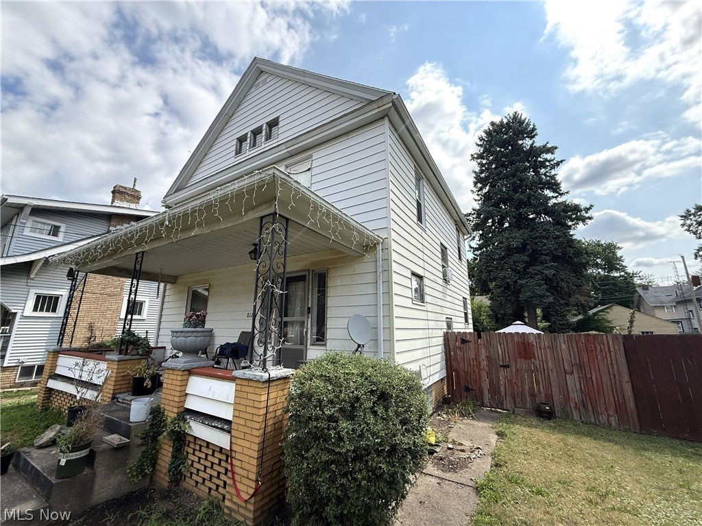 812 Clarendon Avenue NW