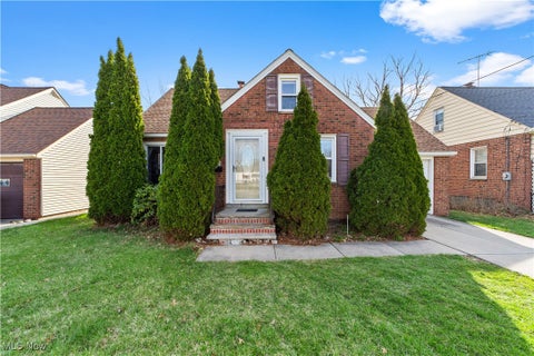 Photo for 869 E 260th Street