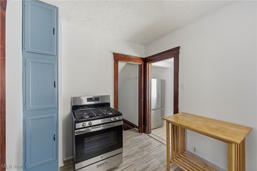 Fairwood Heights - Residential