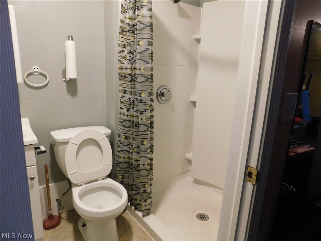 Connecticut Western Reserve - Residential