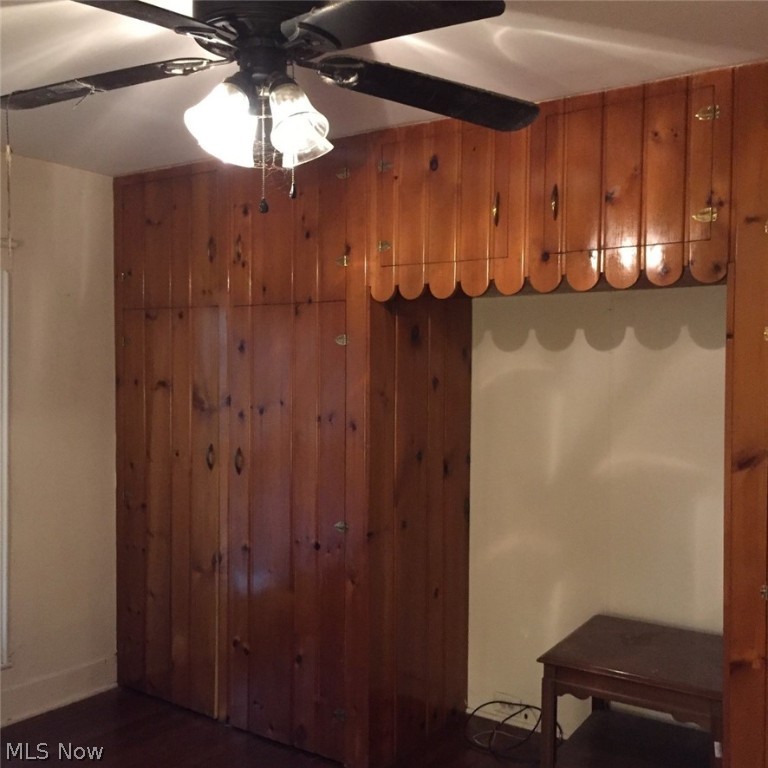 Connecticut Western Reserve - Residential