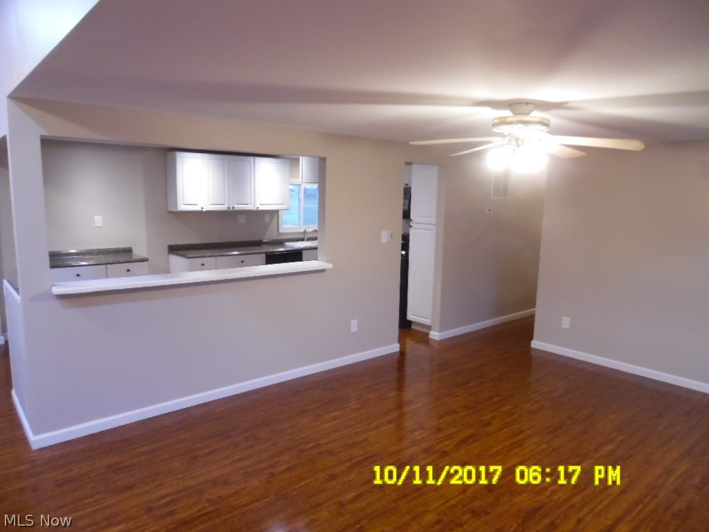 Valley Brook Vill - Residential