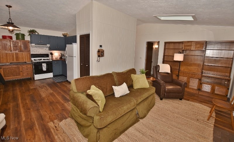 Paradise Point Allotment 01 - Residential