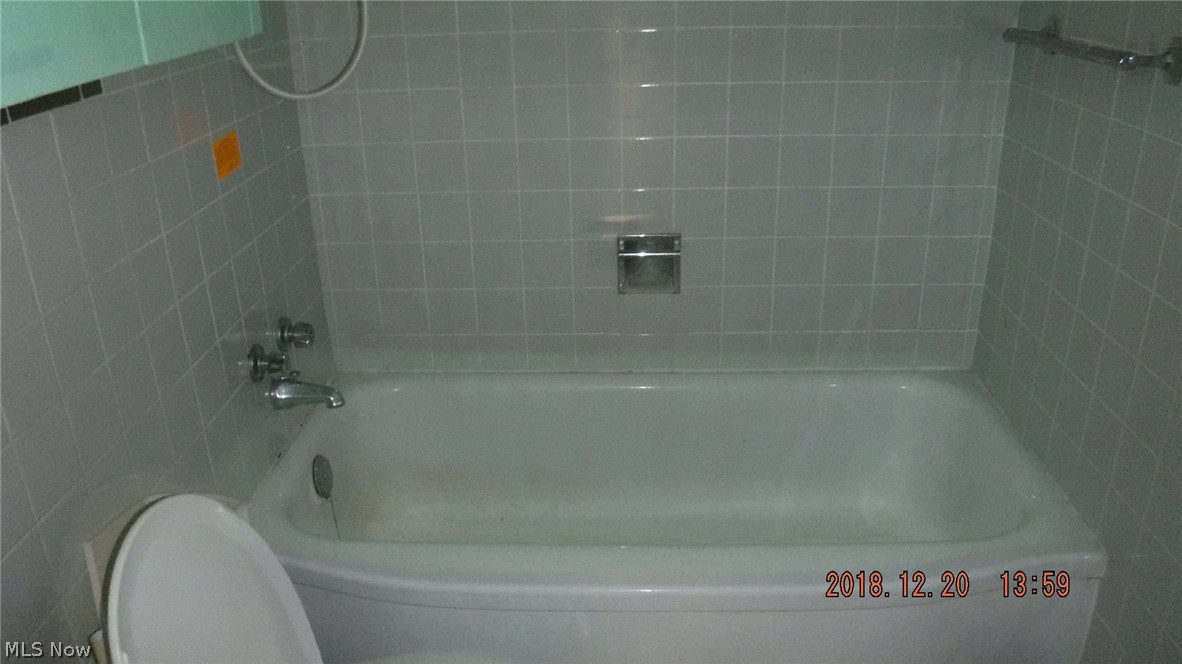 Linden Drive - Residential