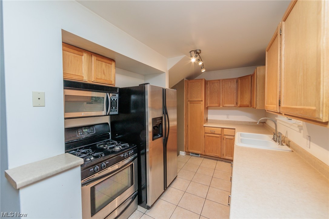 Akron Gardens - Residential