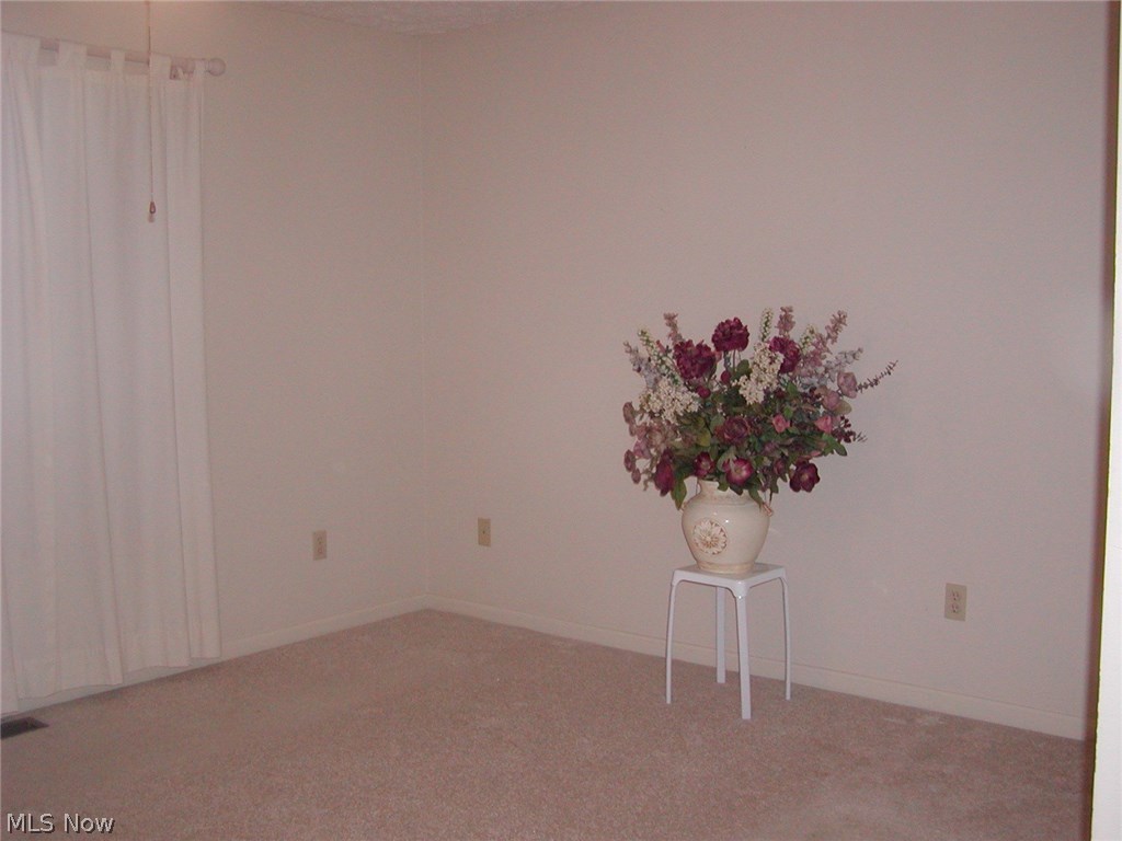 River Ridge Condominium - Residential