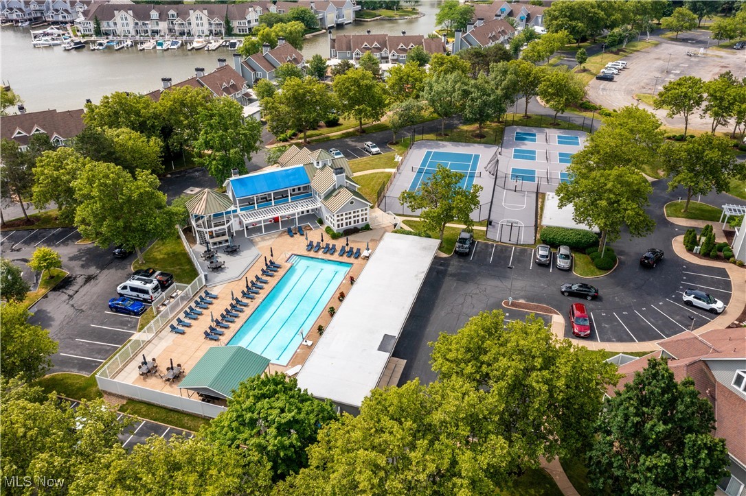 Marina Tower - Residential