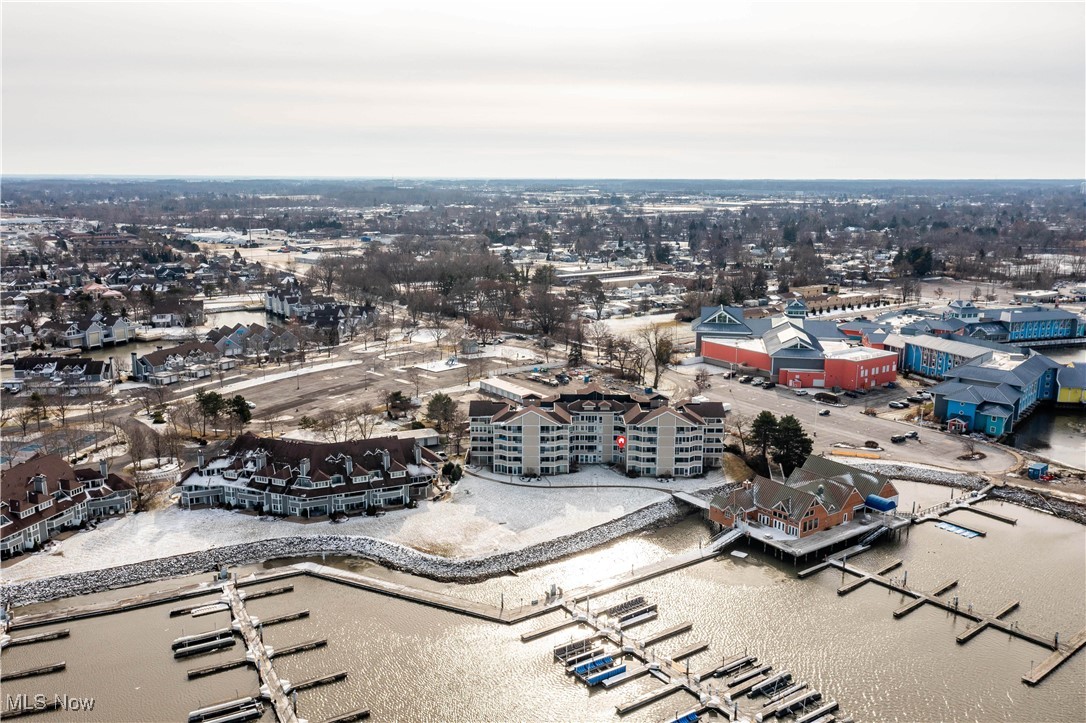 Marina Tower - Residential