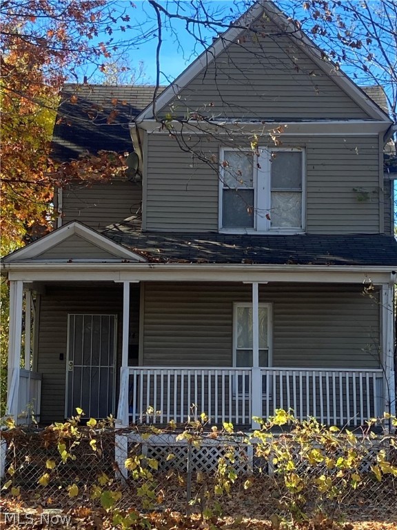 Don't miss your chance to own a piece of the Historical Glenville neighborhood with this 2 bedroom colonial, perfect for investors looking for turnkey properties. Properties is currently occupied at $725. Lease is currently month to month tenants pay all utilities and would like to stay. Very close to Case Western Reserve Campus , the VA Hospital, University Hospital,Cleveland Clinic, museums and the Cultural Gardens. Professional property management available. ROI, LOCATION,MANAGEMENT... Nothing left to do but add this to your portfolio!!! Schedule your showings today.