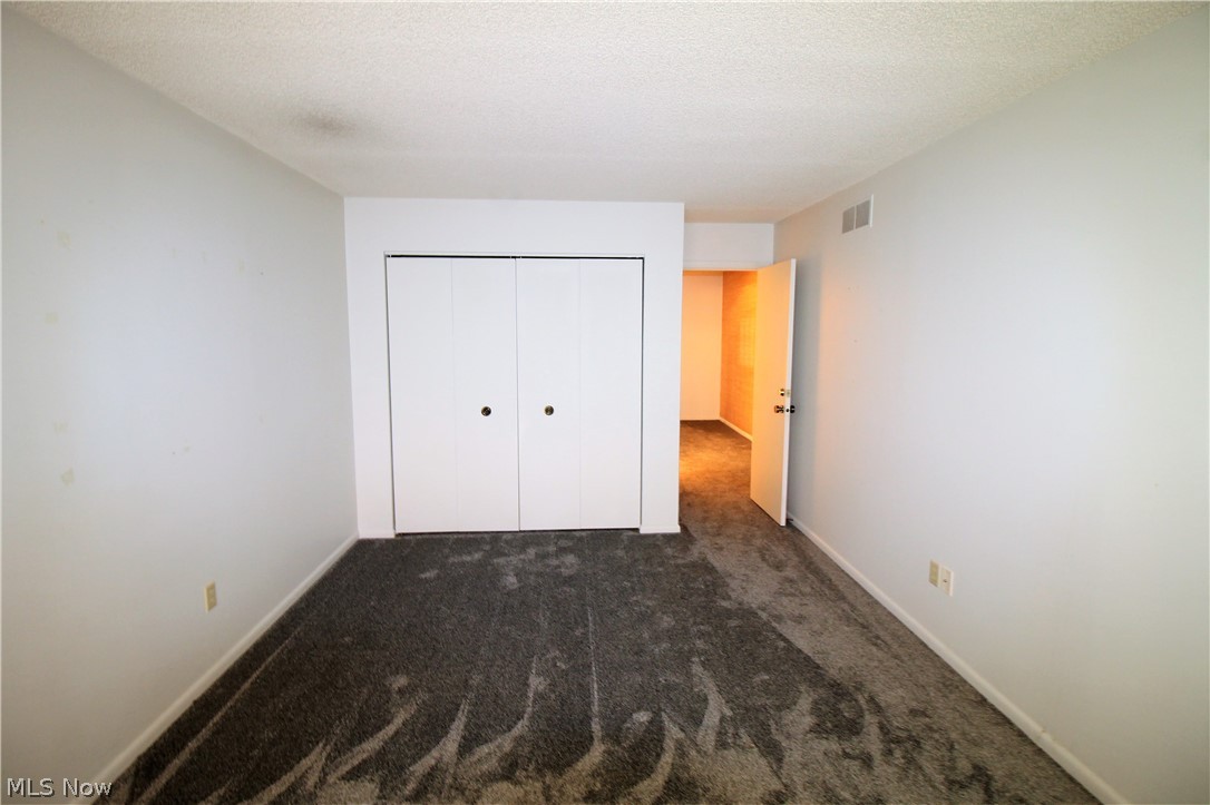 Hampton Woods - Residential