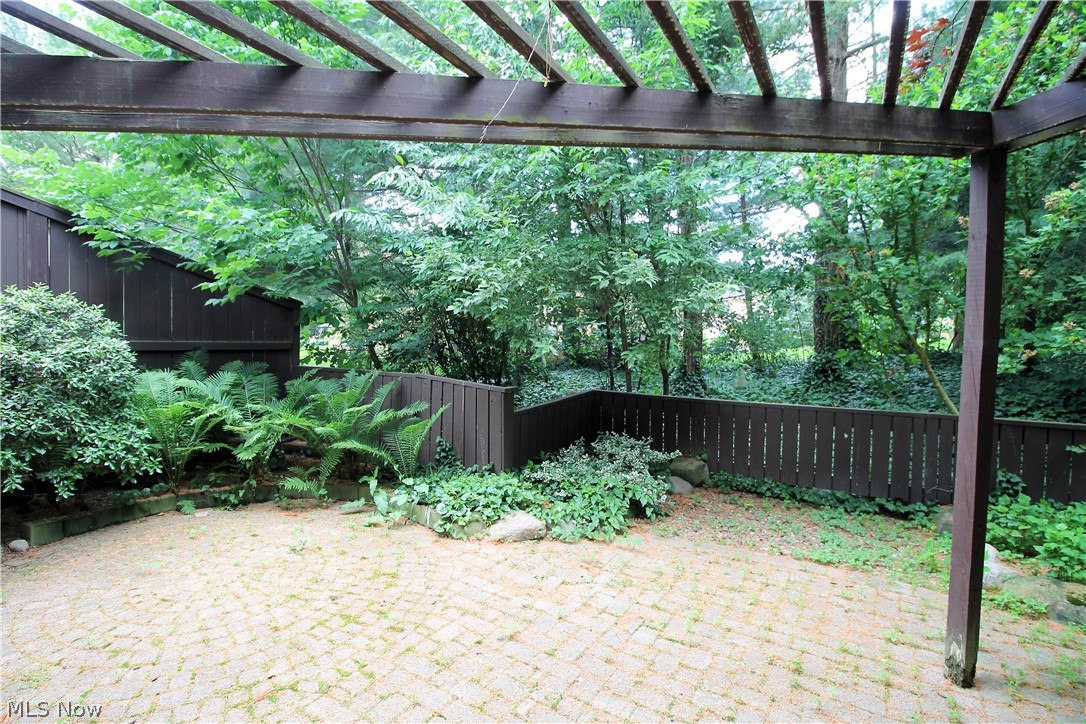 Hampton Woods - Residential