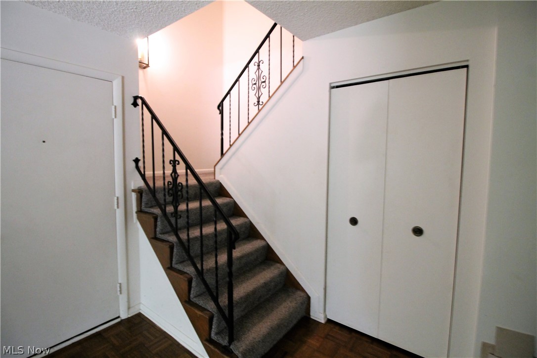 Hampton Woods - Residential