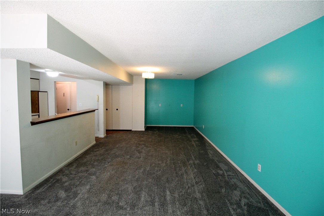 Hampton Woods - Residential