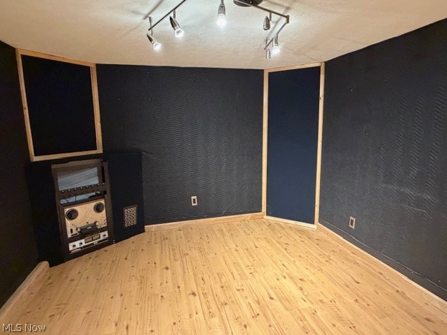 Valley View Adn - Residential