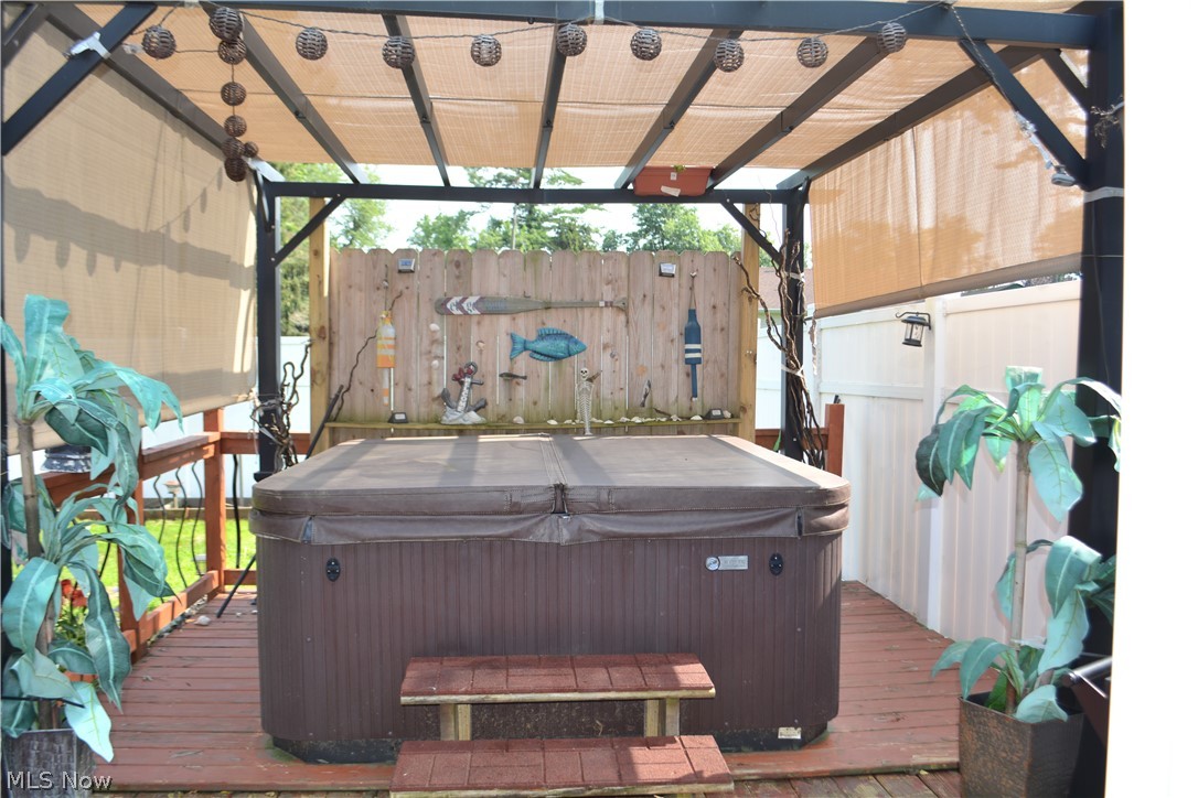 F A Rowe - Residential