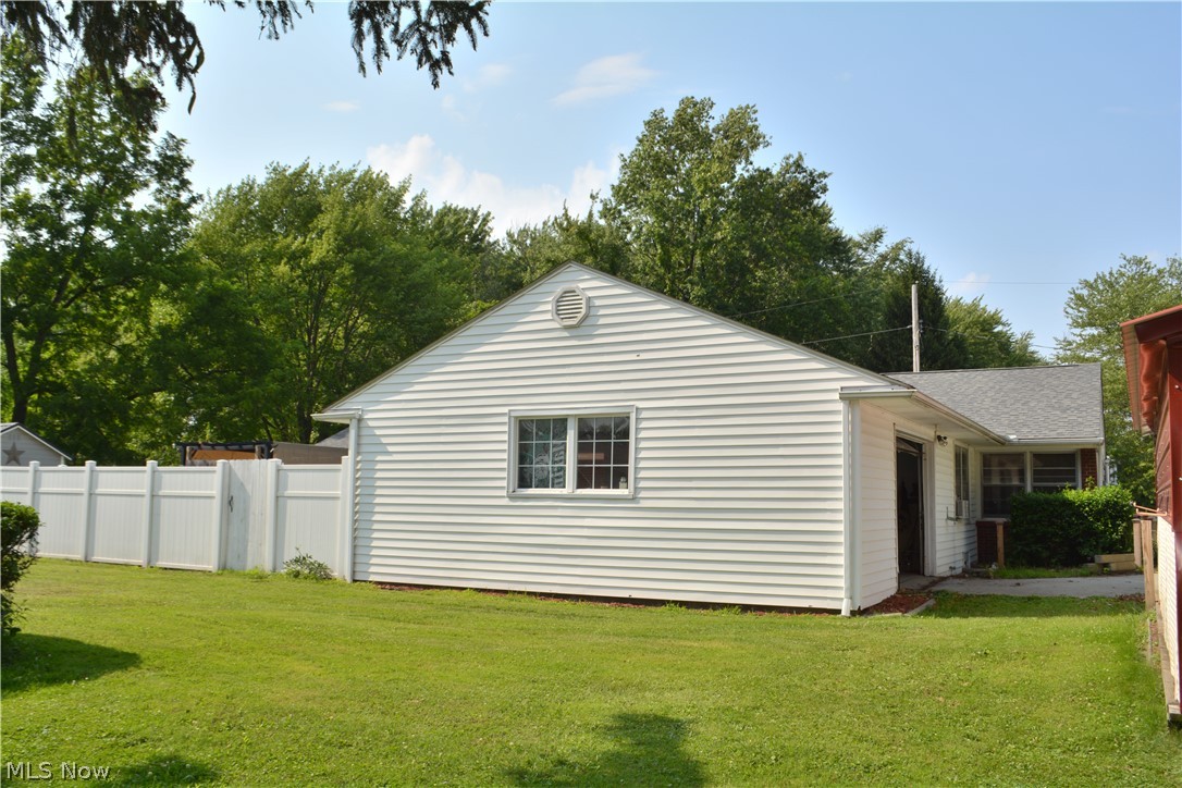 F A Rowe - Residential