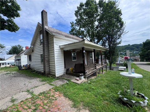Homes For Sale - 222 9th Street<br/> Malta, OH 43758