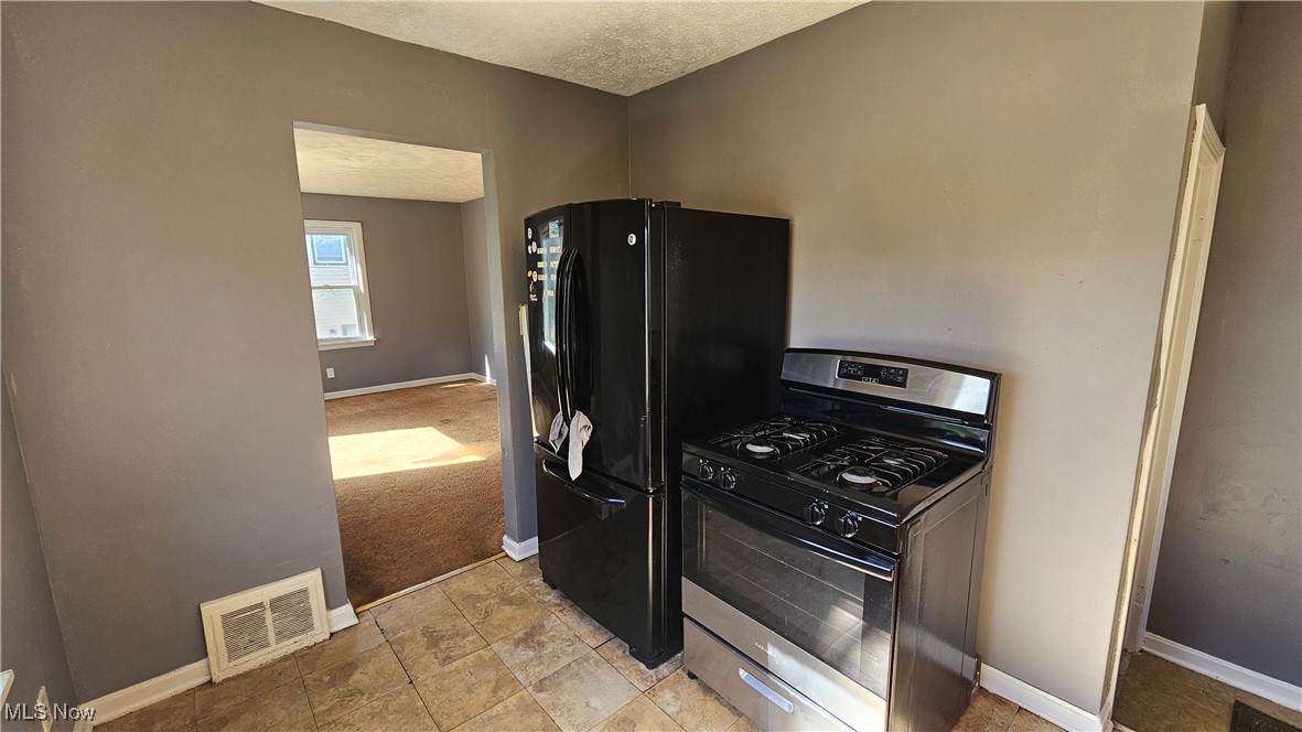 1326 Hardesty Boulevard, Akron, Ohio image 12