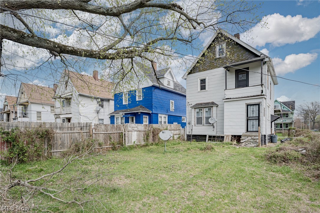 Berwald Stewart Companys East - Residential