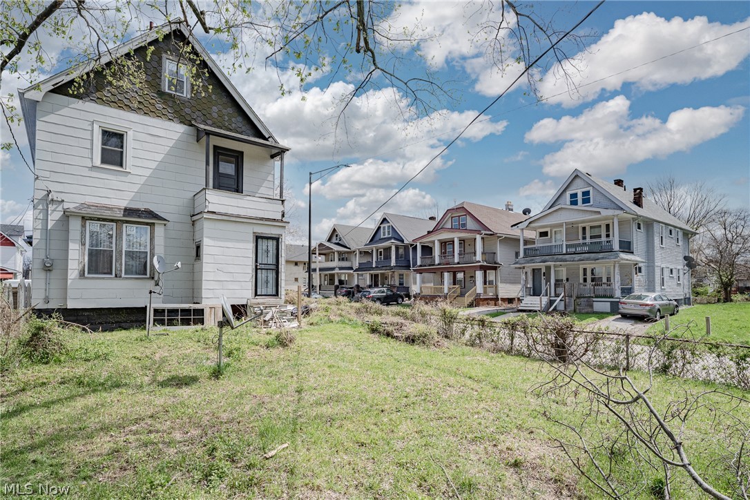 Berwald Stewart Companys East - Residential