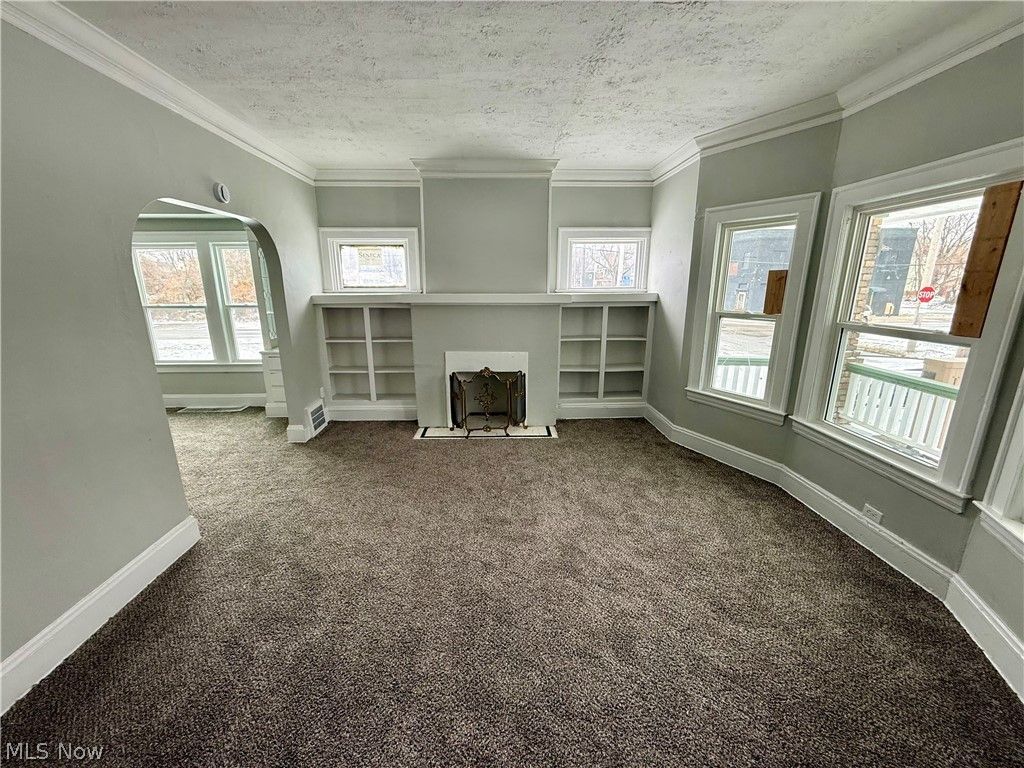 Photo of 9215 Yale Avenue, Cleveland, OH 44108 (MLS # 5221355)