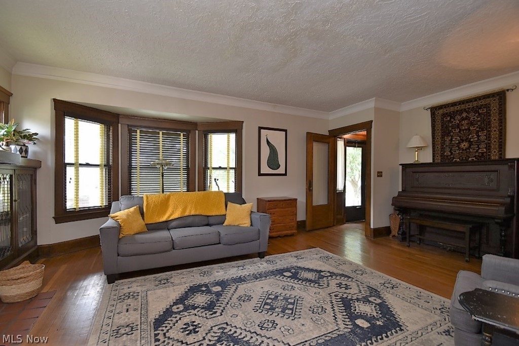 Advance Real Estate - Residential