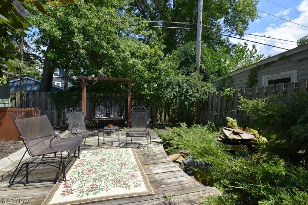 Advance Real Estate - Residential