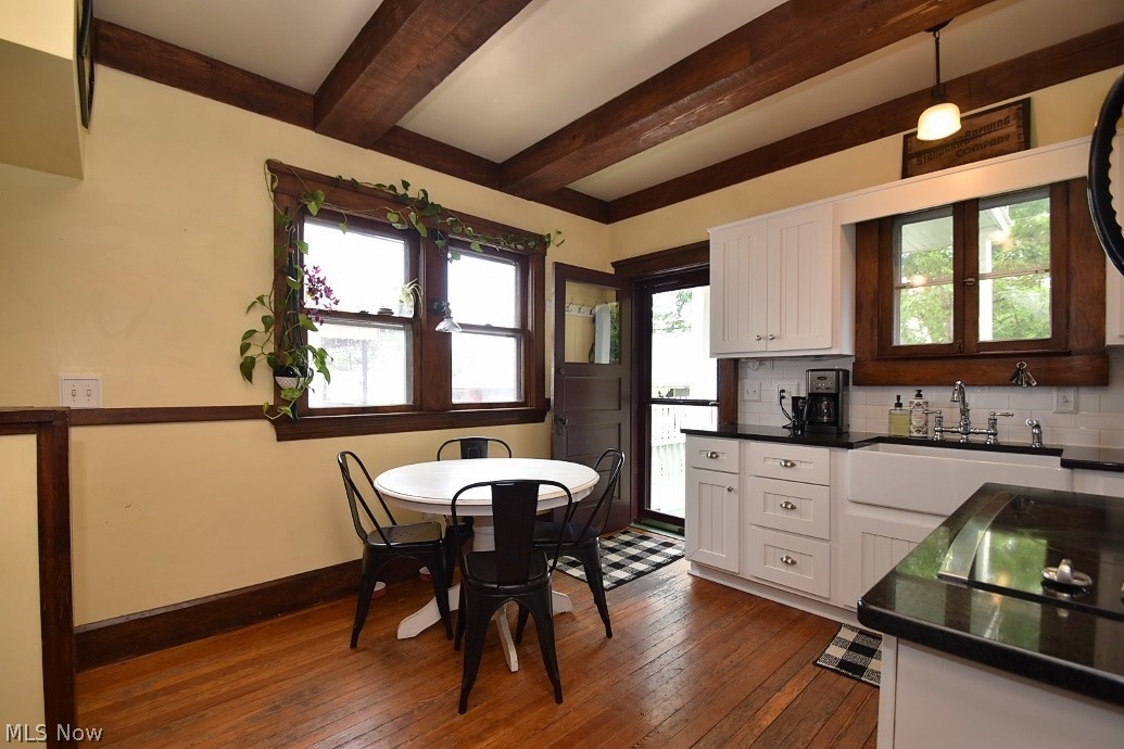 Advance Real Estate - Residential