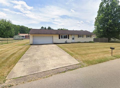 Homes For Sale - 3316 34th Street<br/> Canton, OH 44705