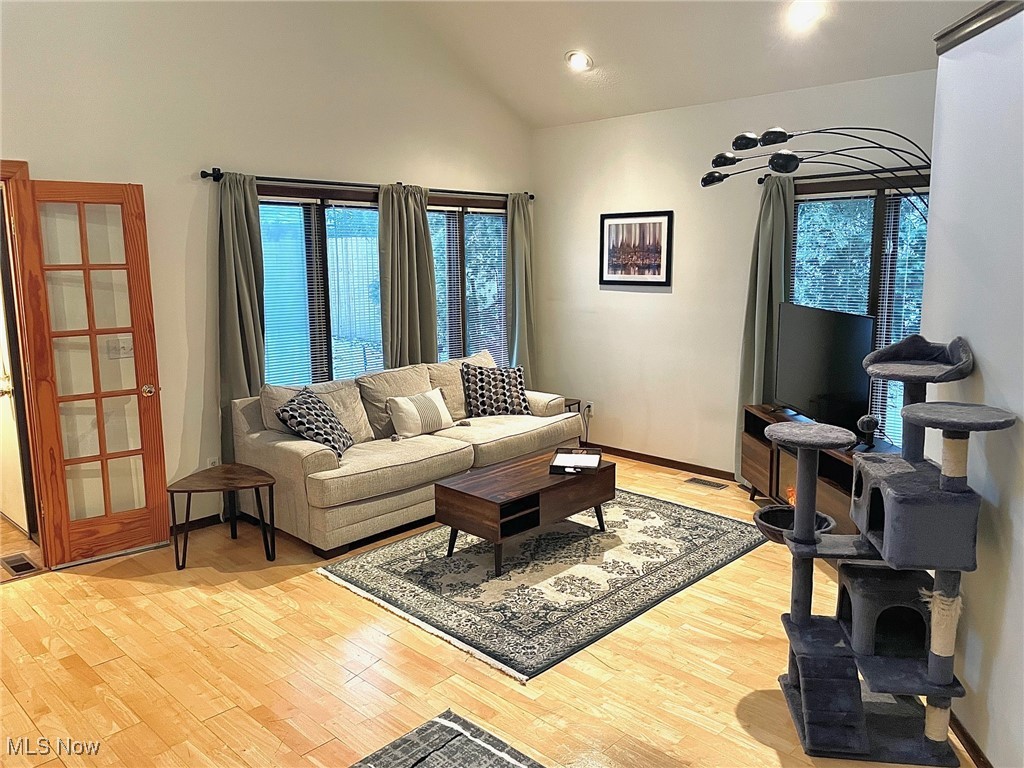 Eden Garden Condo - Residential