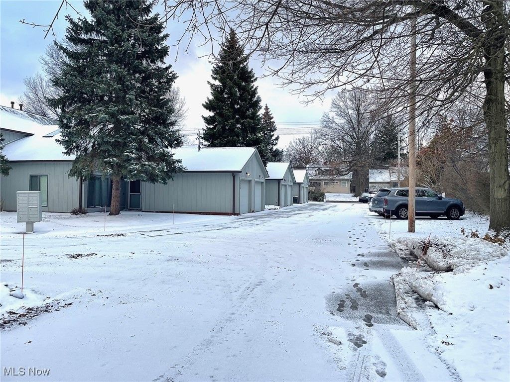 Photo of 1416 Edendale Street, Cleveland Heights, OH 44121 (MLS # 5181142)